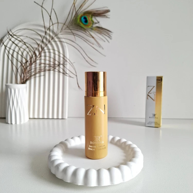 عطر ادوپرفیوم زنانه روونا مدل زون رایحه شیرین و خنک حجم ۳۰ میل